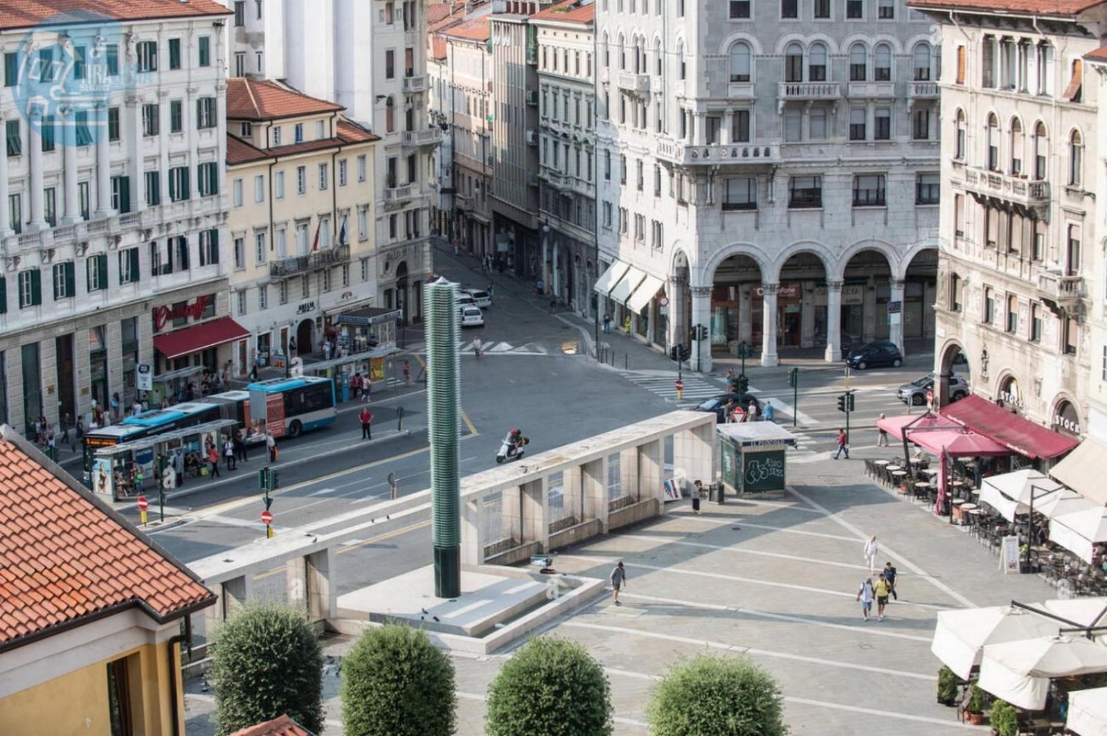 Slataper 9 Tirabora Short Rent Apartment Trieste Bagian luar foto